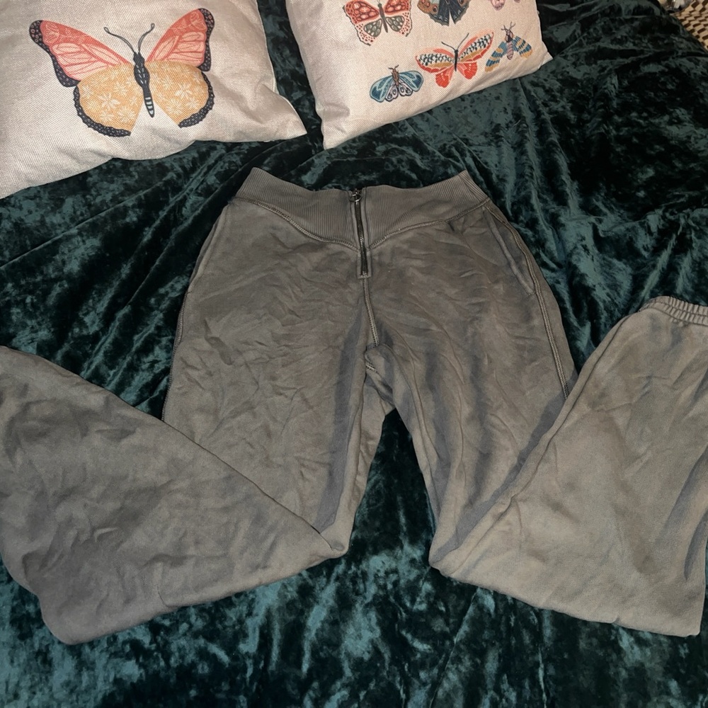 Aerie joggers with zip up detail